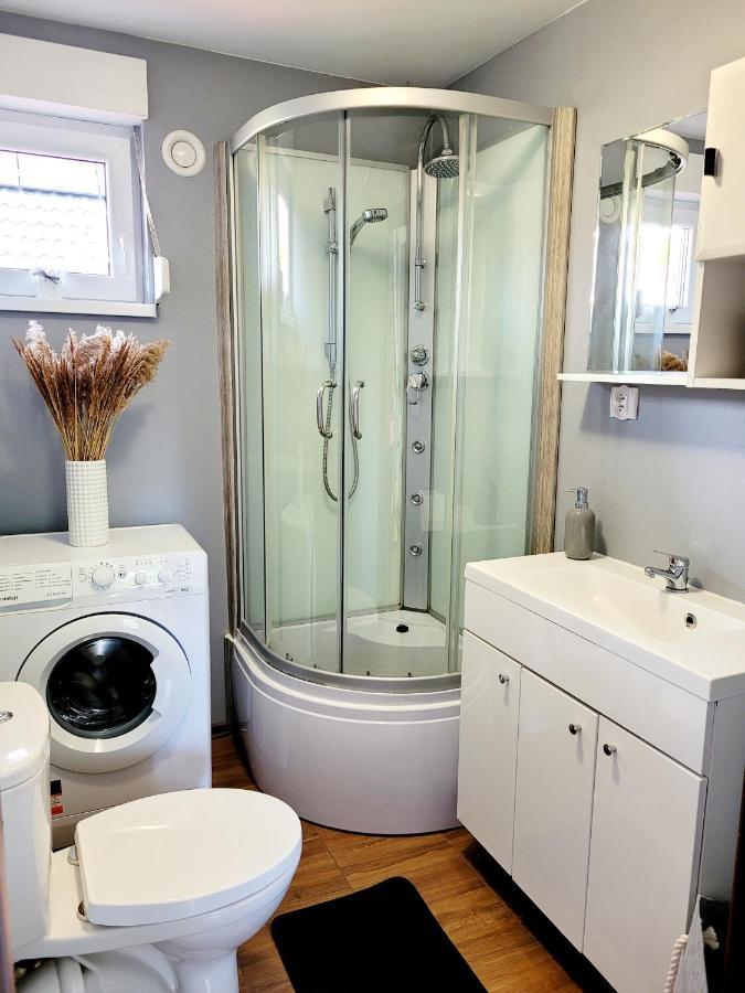 Caloroczny Domek W Nadolu Z Jacuzzi Na Tarasie Nadole  Zewnętrze zdjęcie